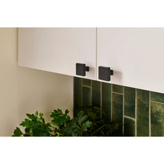Nash 1-3/8" Diameter Square Knob