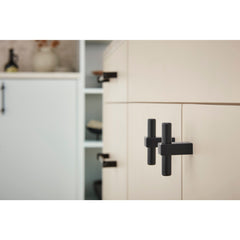 Larkin 2-3/8" Length Bar Knob